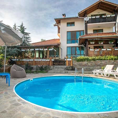 Vila Gardenia Gumoshtnik Ngoại thất bức ảnh